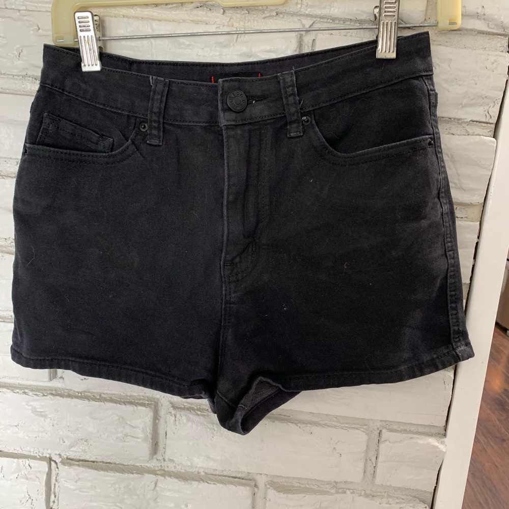 BDG highwasted denim shorts